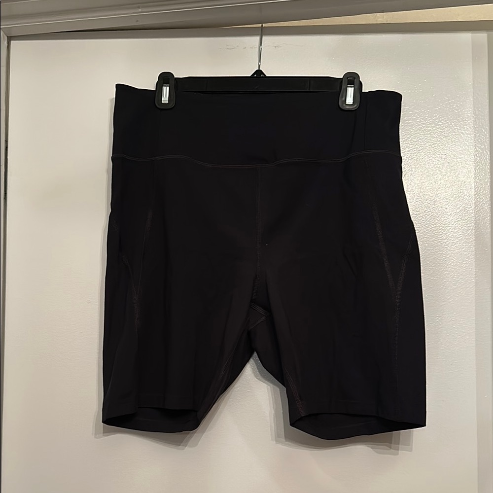 Girlfriend Collective Black Women's High-Rise Bike Shorts